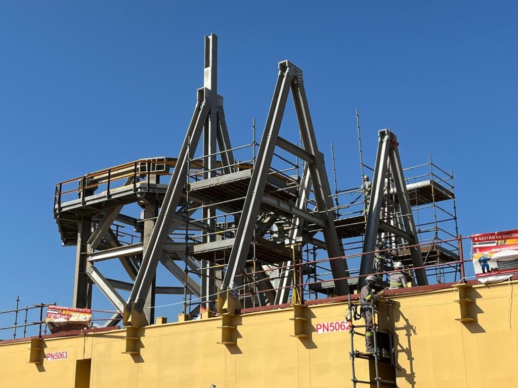 11 Dec Strong Steel Back